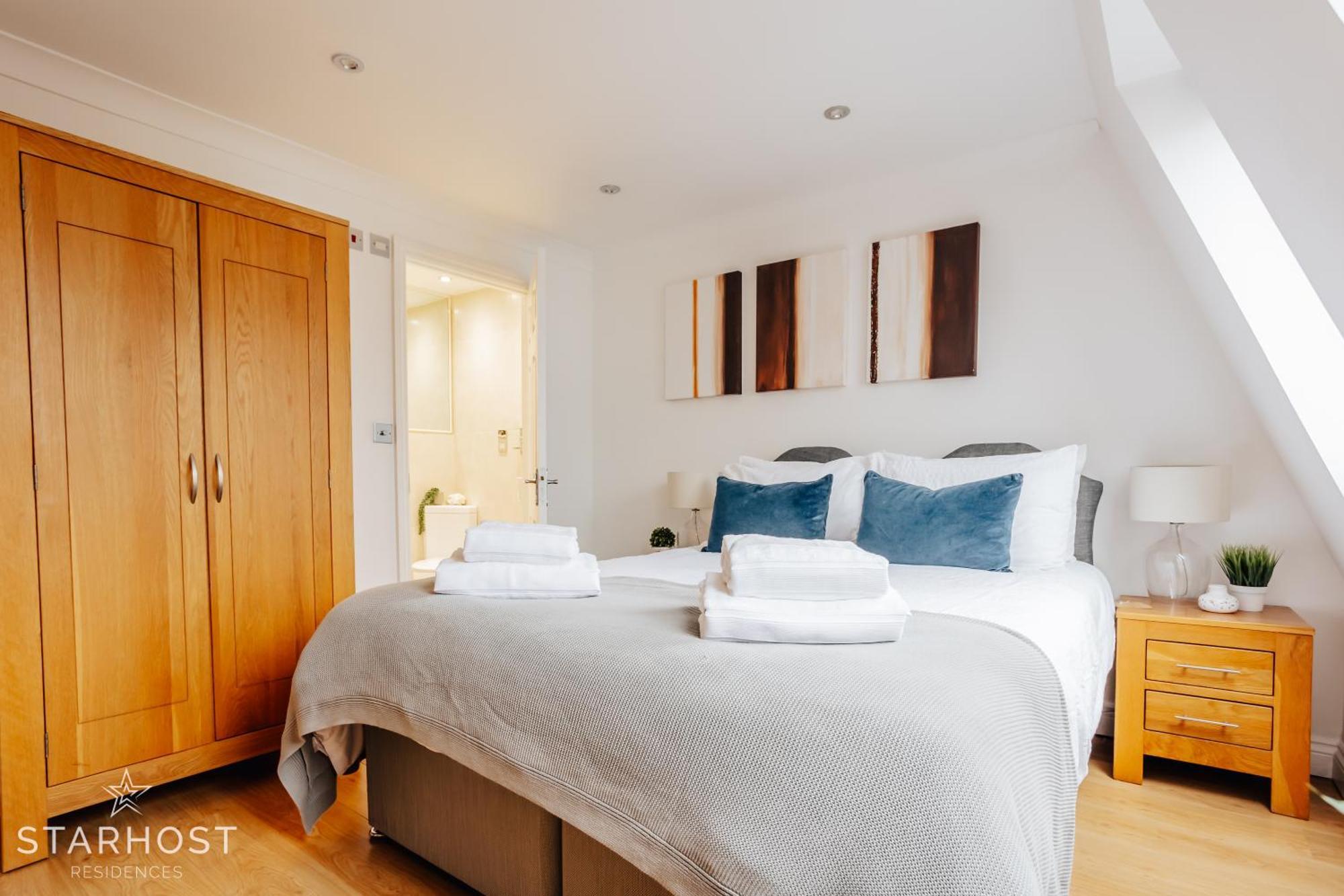 Central 3 Bed Apartment At Regents Court, Newbury Newbury  Dış mekan fotoğraf